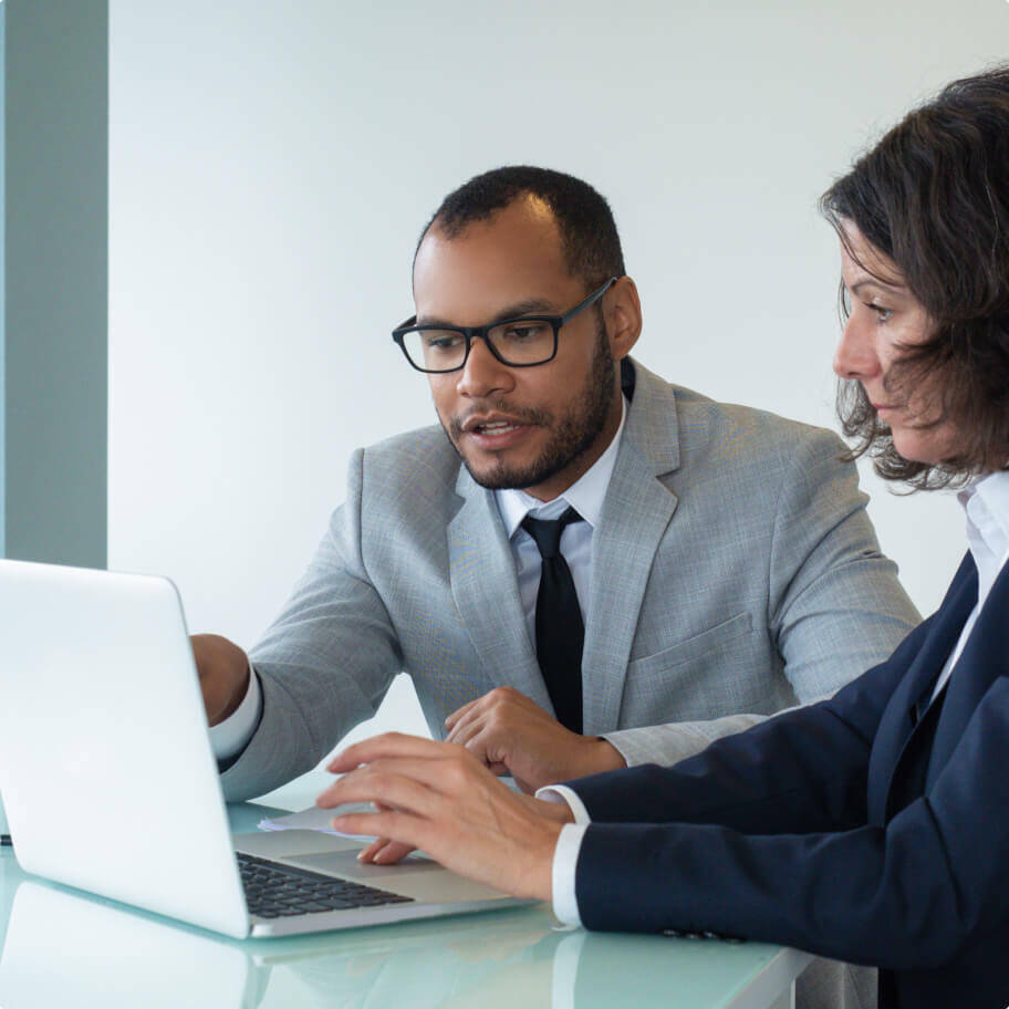 man on labtop with woman (1)